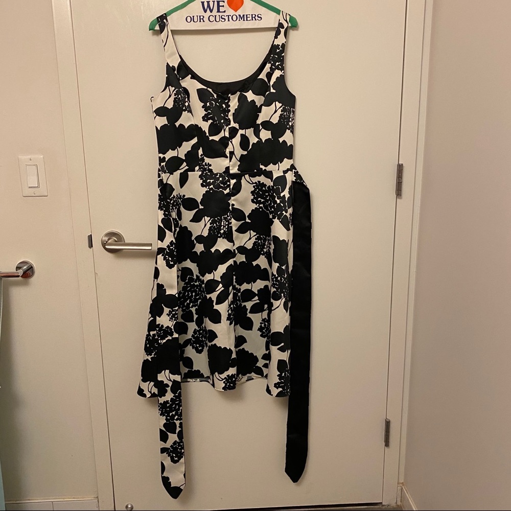 Alexia Admor- Black and White Floral Dress